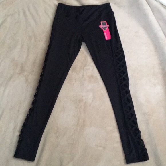 🔥Criss-Cross Mesh Leggings🔥 - Picture 5 of 5